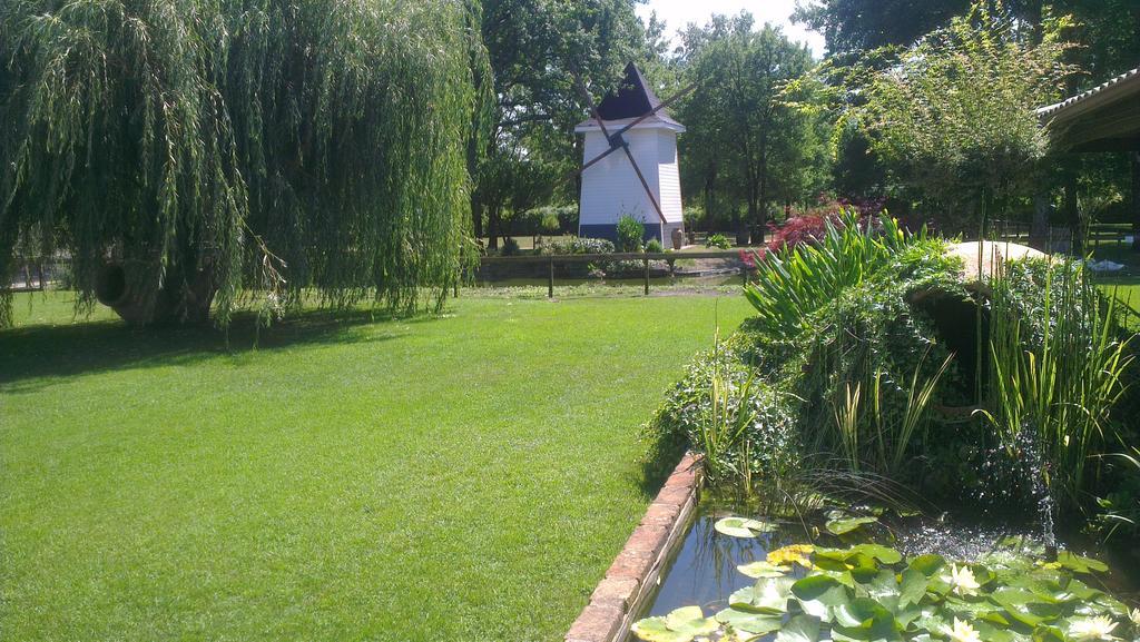 Hotel La Ferme D'En Chon บิสการ์รอส ภายนอก รูปภาพ